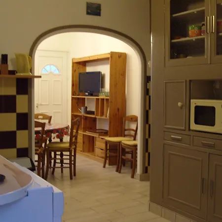 Holiday home Des Pecheurs Maison Atypique En Baie De Somme *